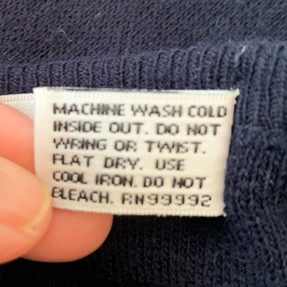 🏷️ 3 for $10
Cardigan sweater - Picture 6 of 6